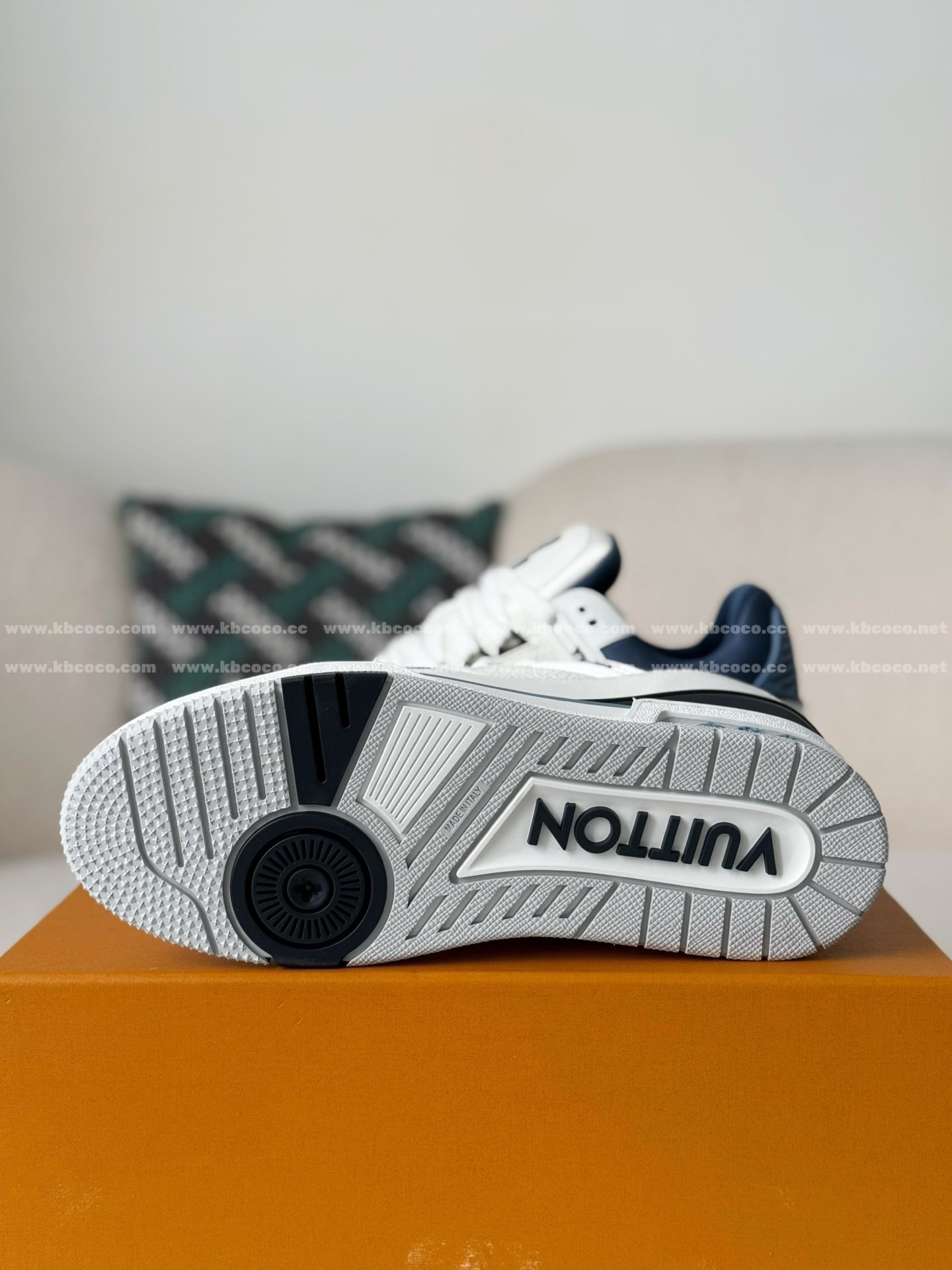 【#6108】LOUIS VUITTON TRAINER SNEAKERS