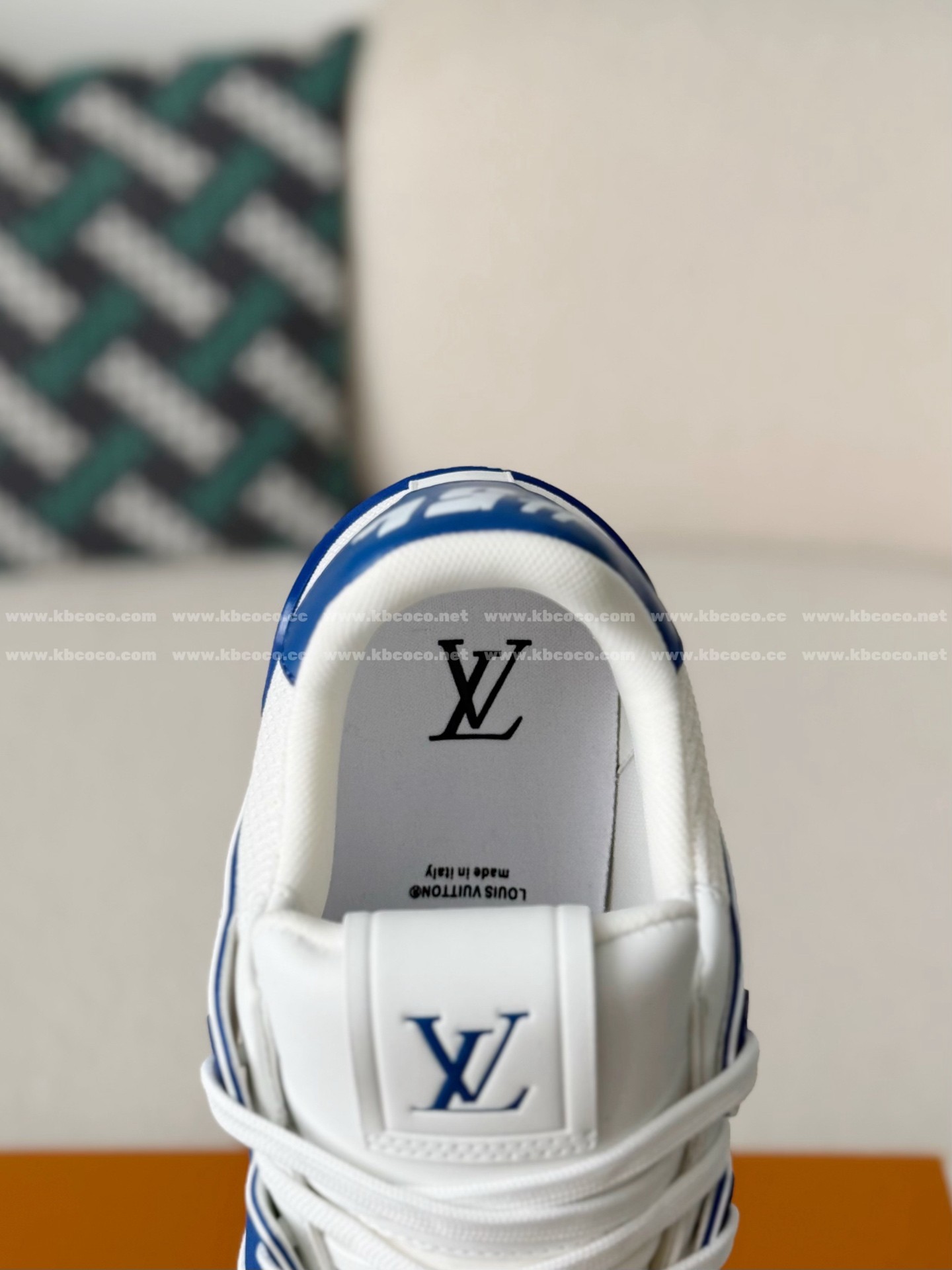 【#6210】 LOUIS VUITTON TRAINER SNEAKERS