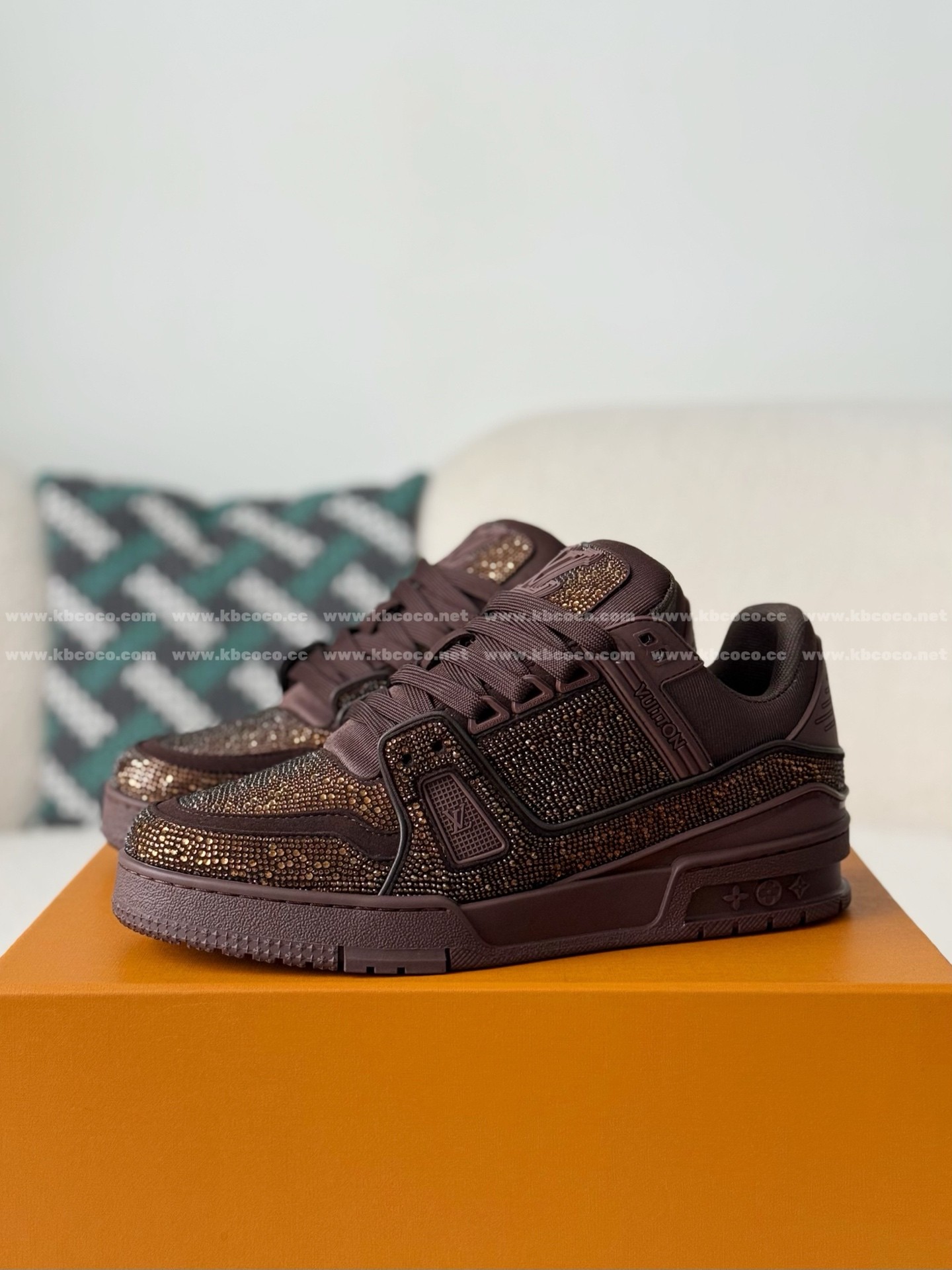 【#6208】 LOUIS VUITTON TRAINER SNEAKERS