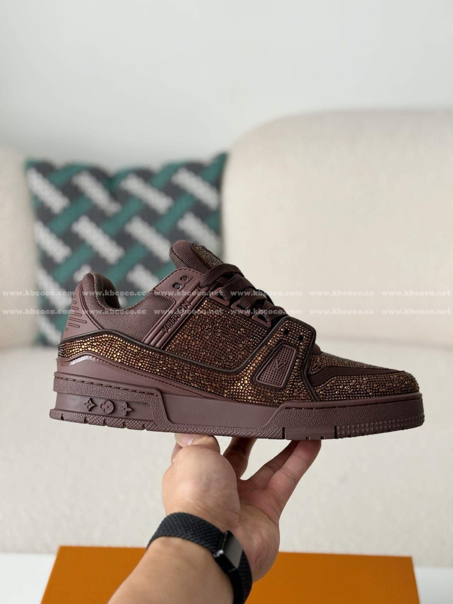 【#6208】 LOUIS VUITTON TRAINER SNEAKERS