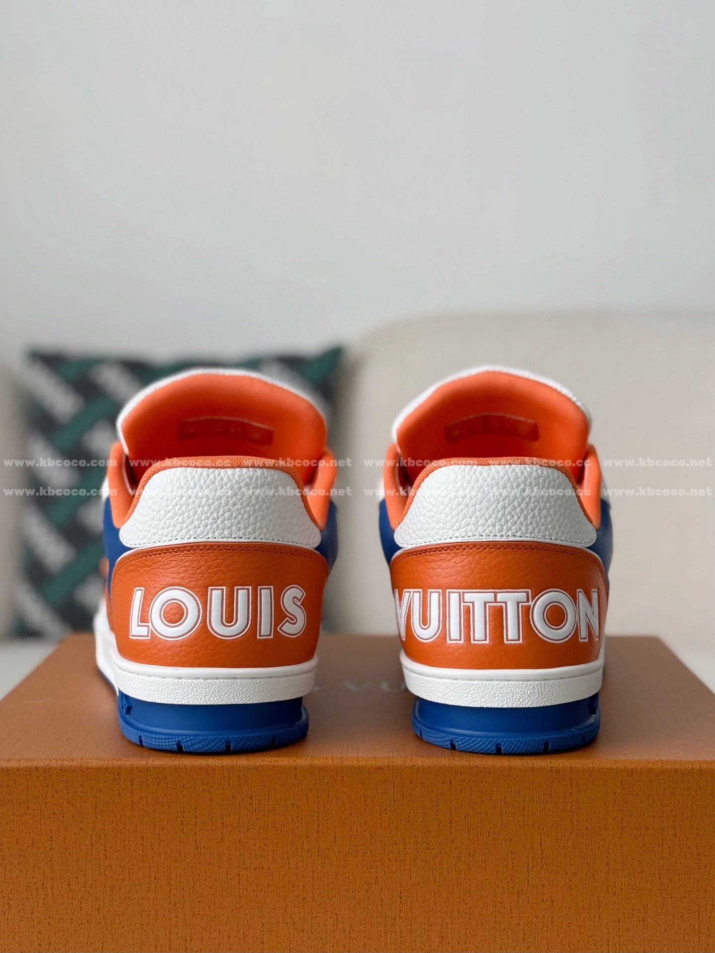 【#6231】LOUIS VUITTON TRAINER SNEAKERS