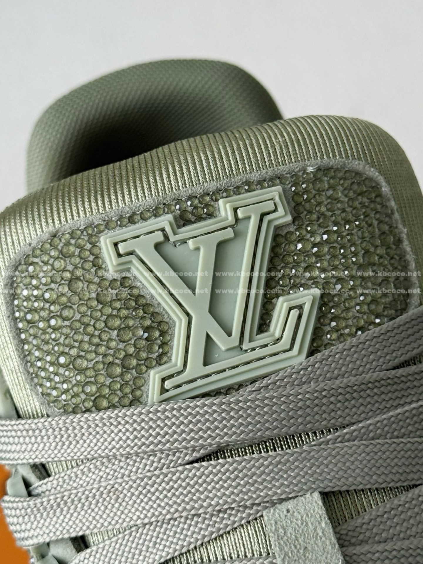 【#6209】 LOUIS VUITTON TRAINER SNEAKERS