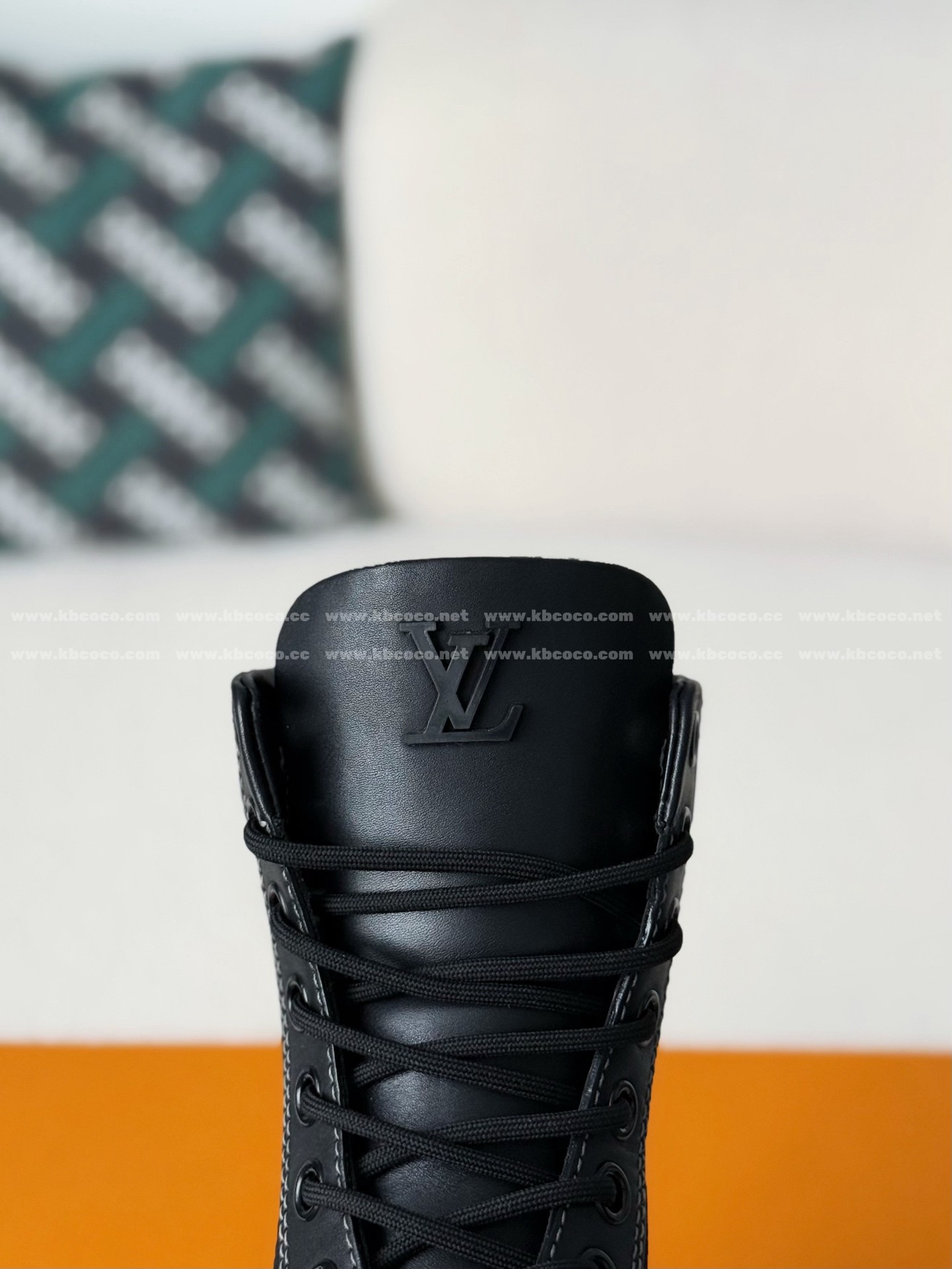 【#6164】LOUIS VUITTON RANGER LEATHER ANKLE BOOTS