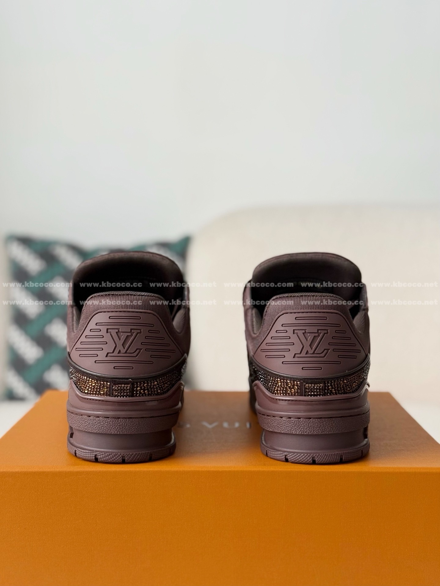 【#6208】 LOUIS VUITTON TRAINER SNEAKERS