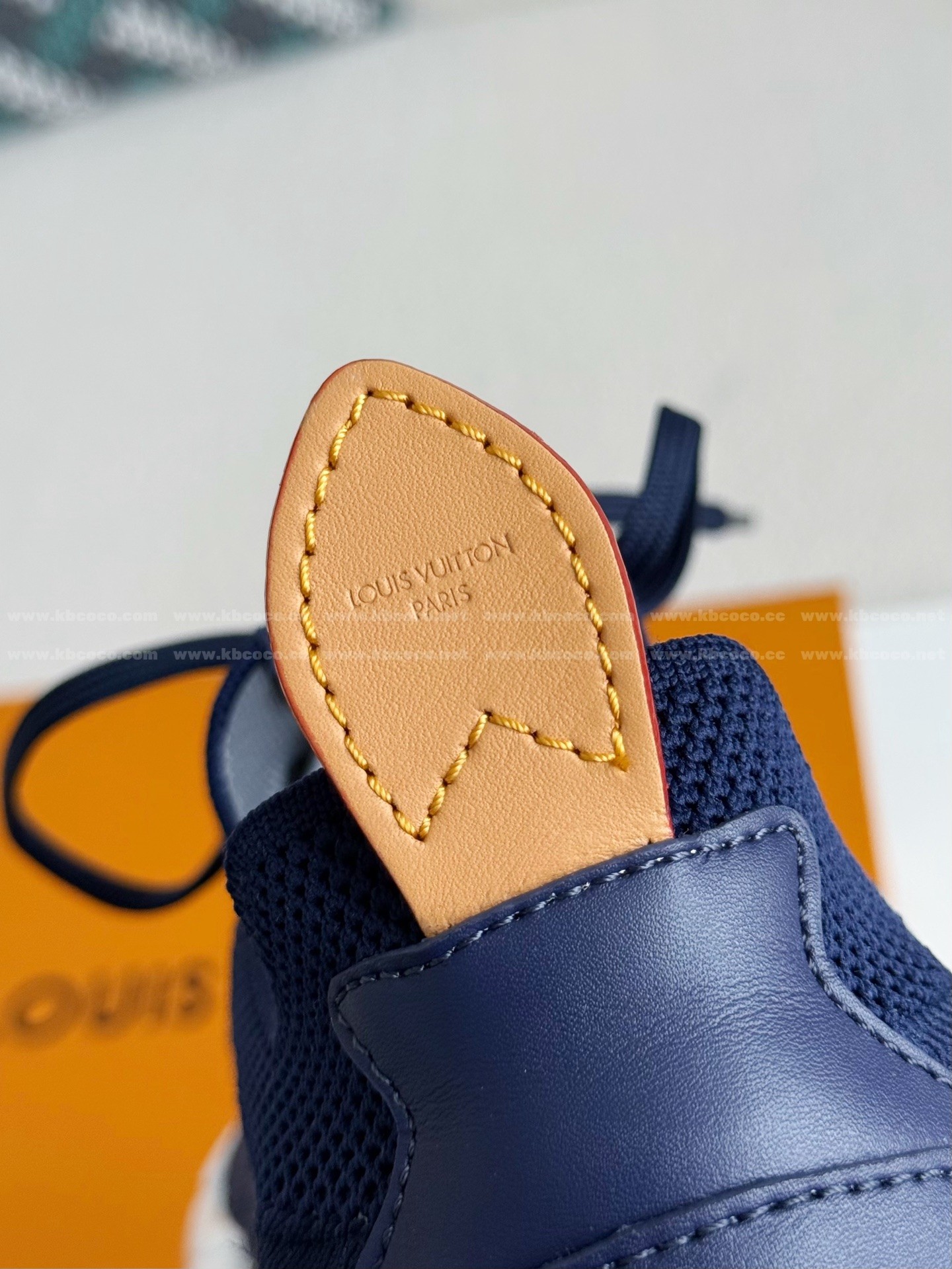 【#5979】 LOUIS VUITTON RUNNER TATIC SNEAKERS
