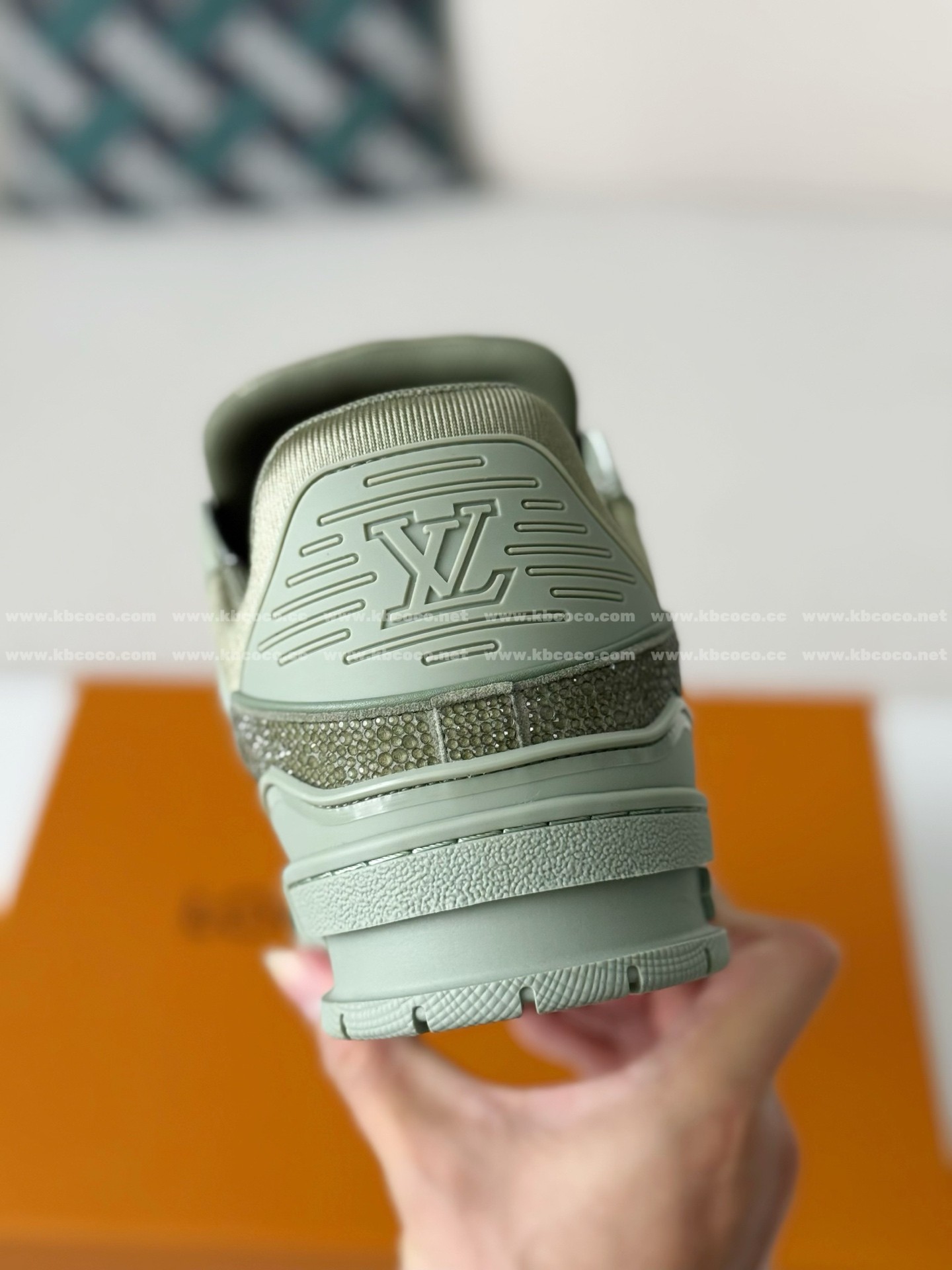 【#6209】 LOUIS VUITTON TRAINER SNEAKERS