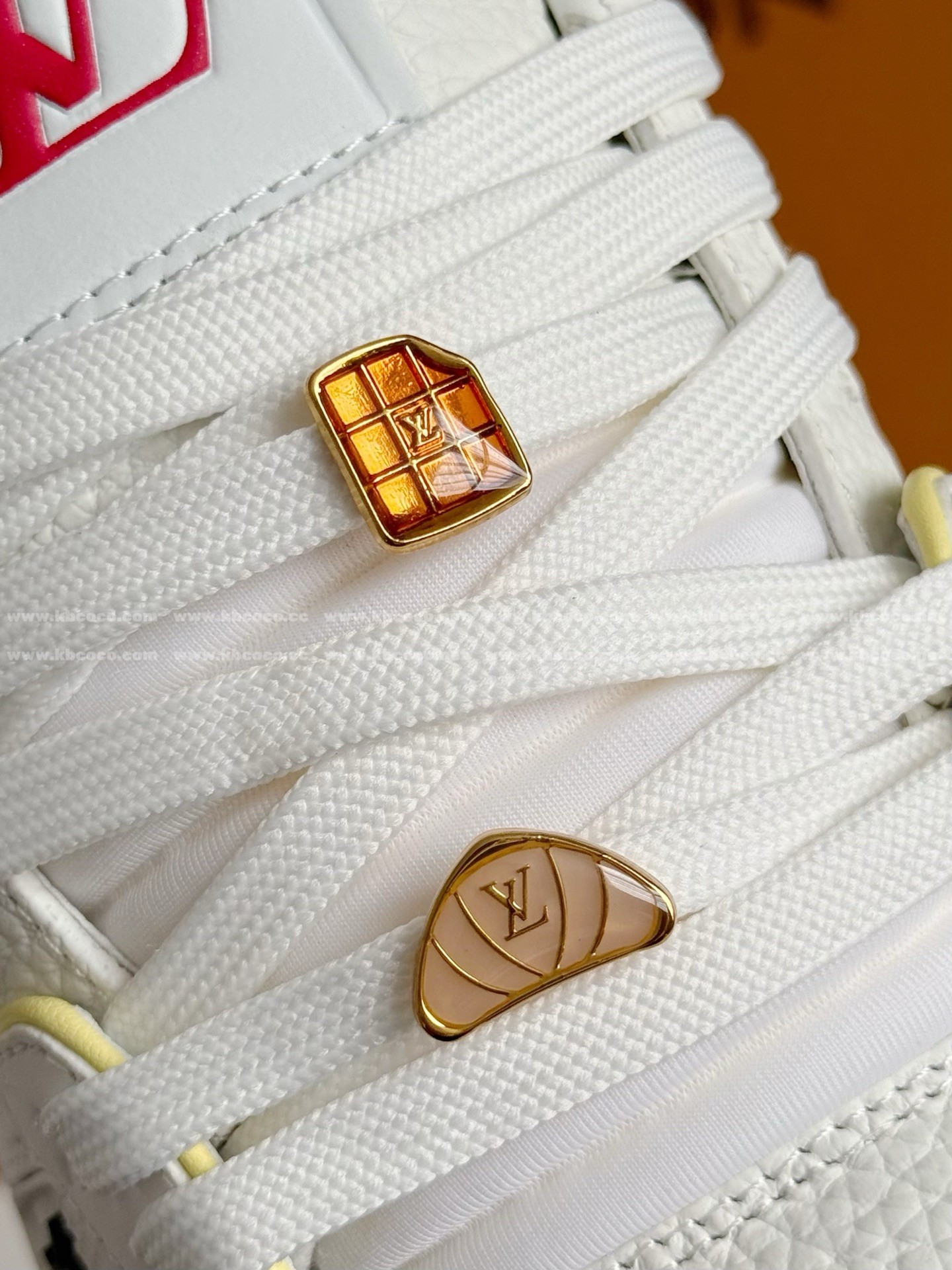 【#6020】 LOUIS VUITTON TRAINER SNEAKERS
