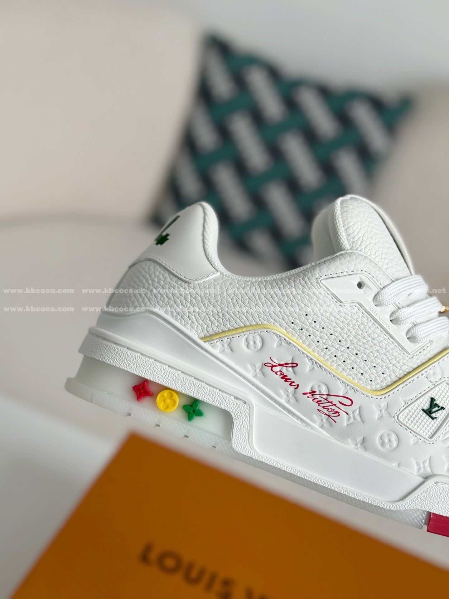 【#6020】 LOUIS VUITTON TRAINER SNEAKERS