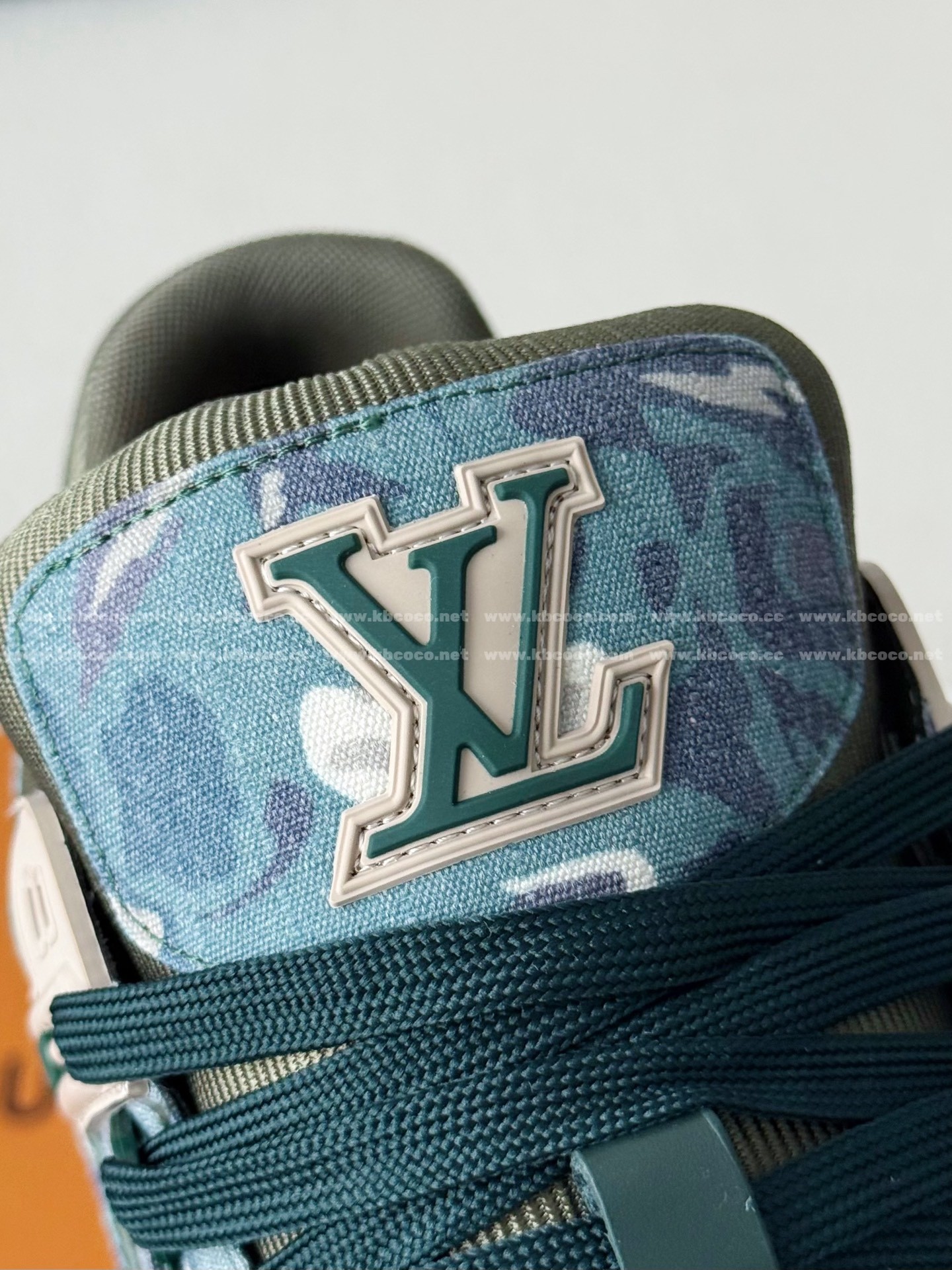 【#6100】 LOUIS VUITTON x NIGO JOINT MODEL TRAINER FW25 SNEAKERS