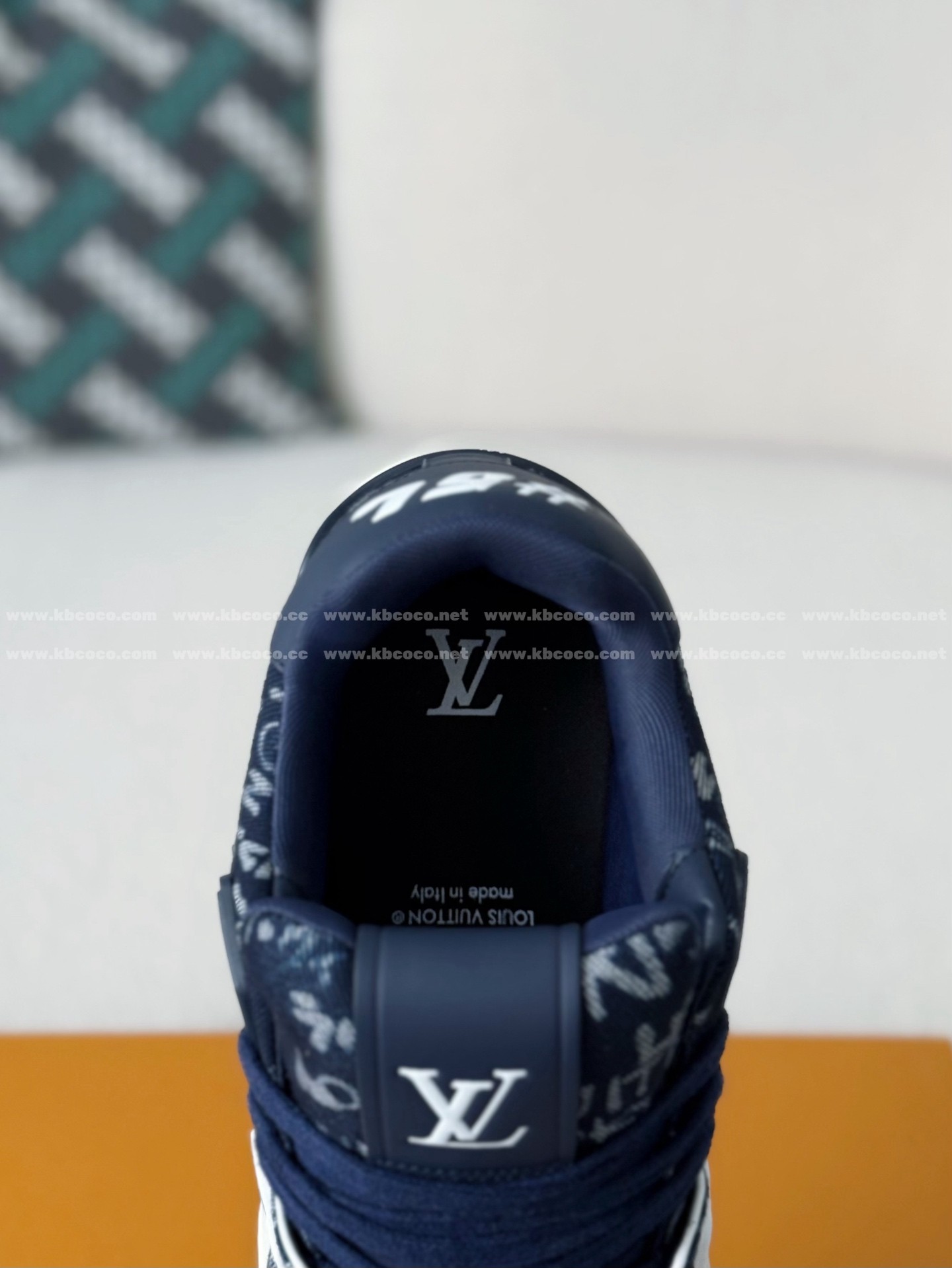 #6040」 LOUIS VUITTON TRAINER SNEAKERS