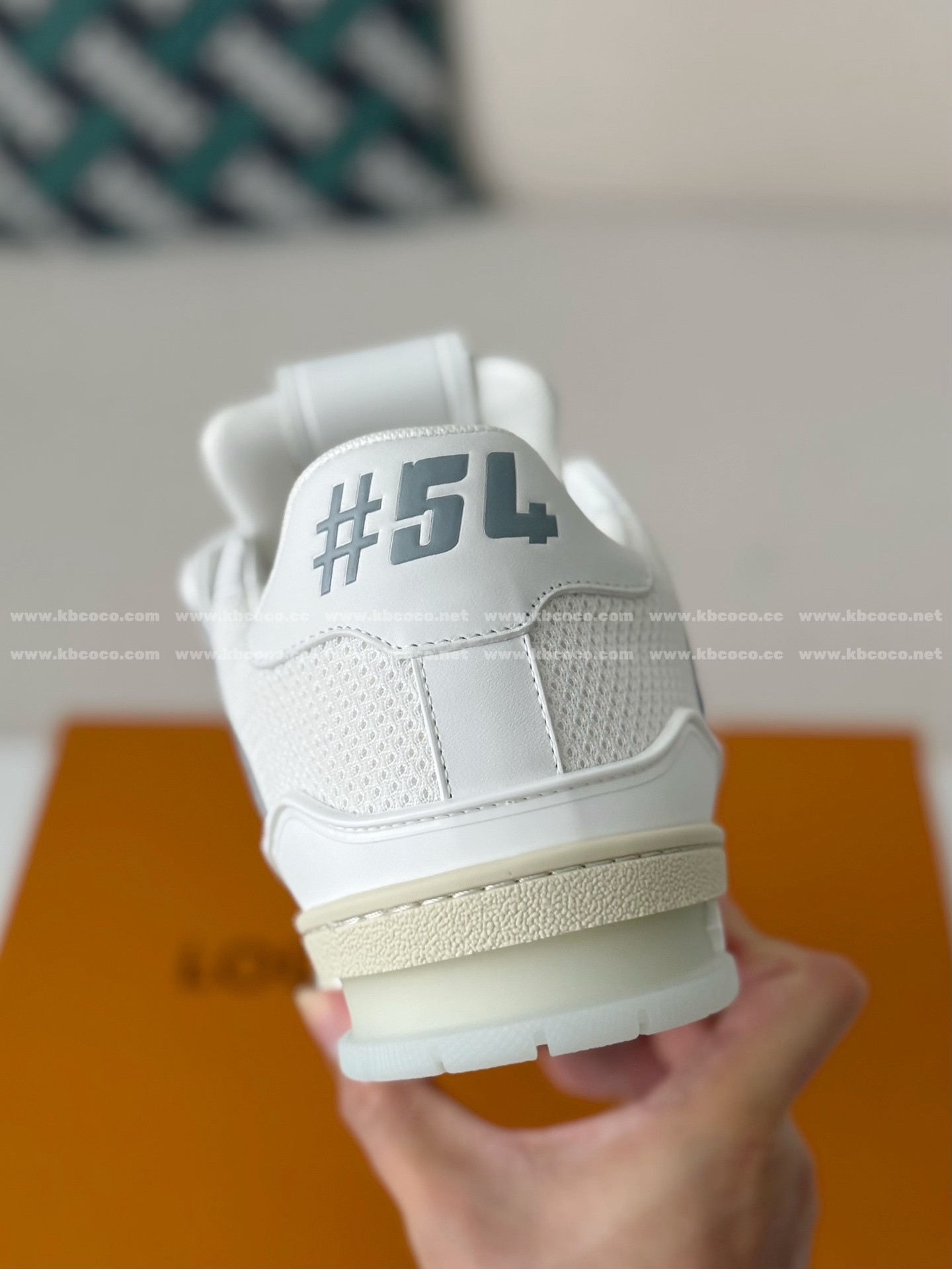 【#6185】 LOUIS VUITTON TRAINER SNEAKERS