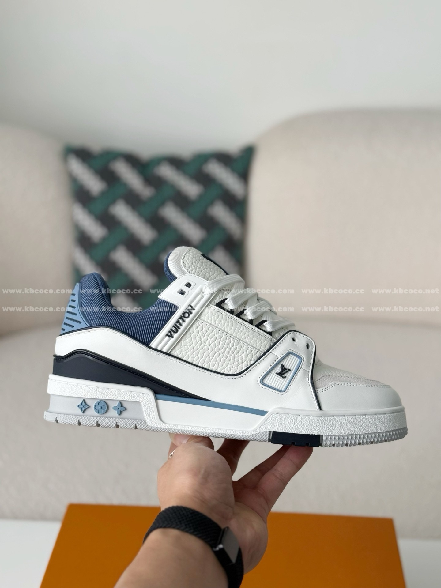 【#6108】LOUIS VUITTON TRAINER SNEAKERS