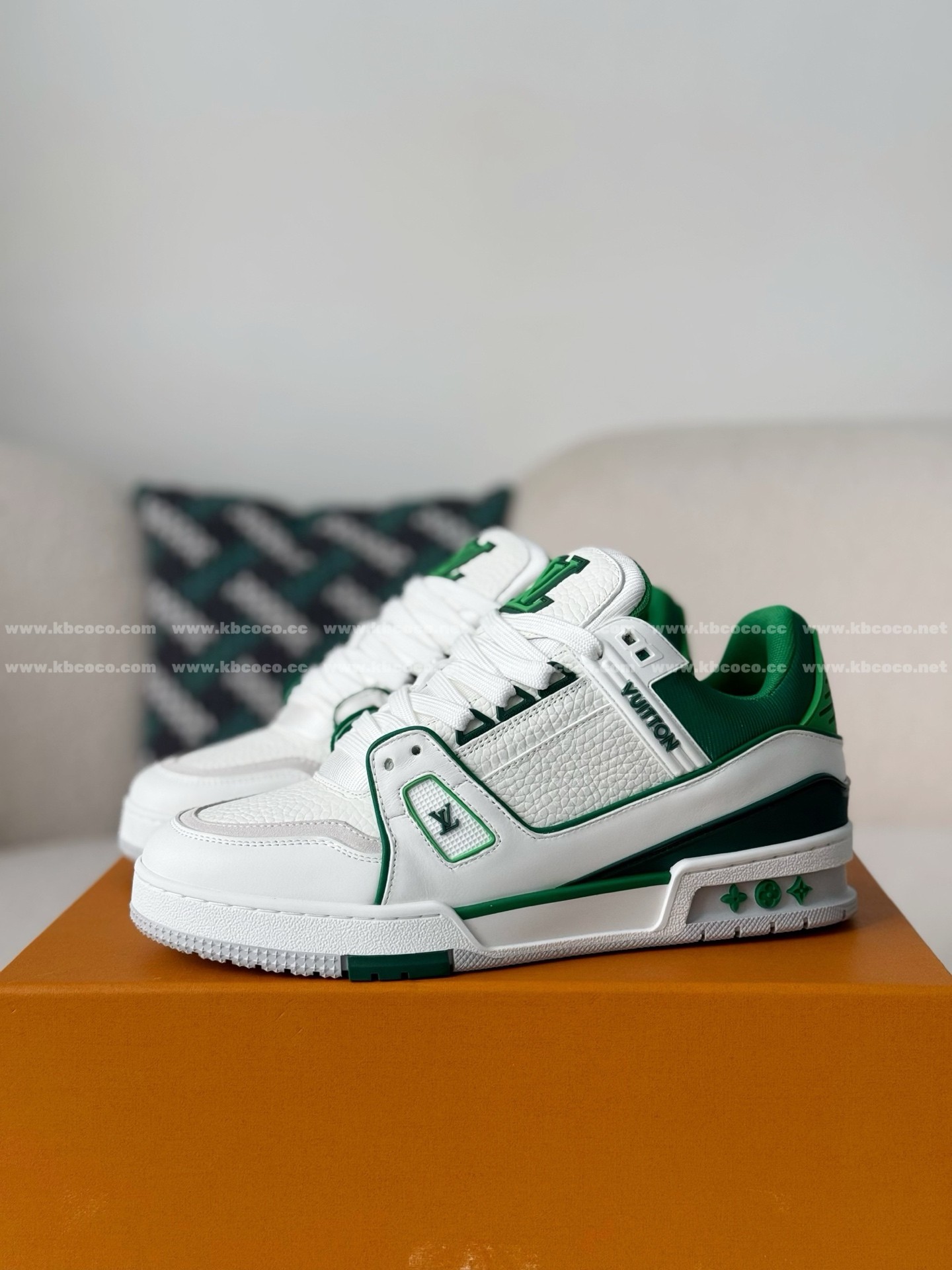 【#6109】LOUIS VUITTON TRAINER SNEAKERS