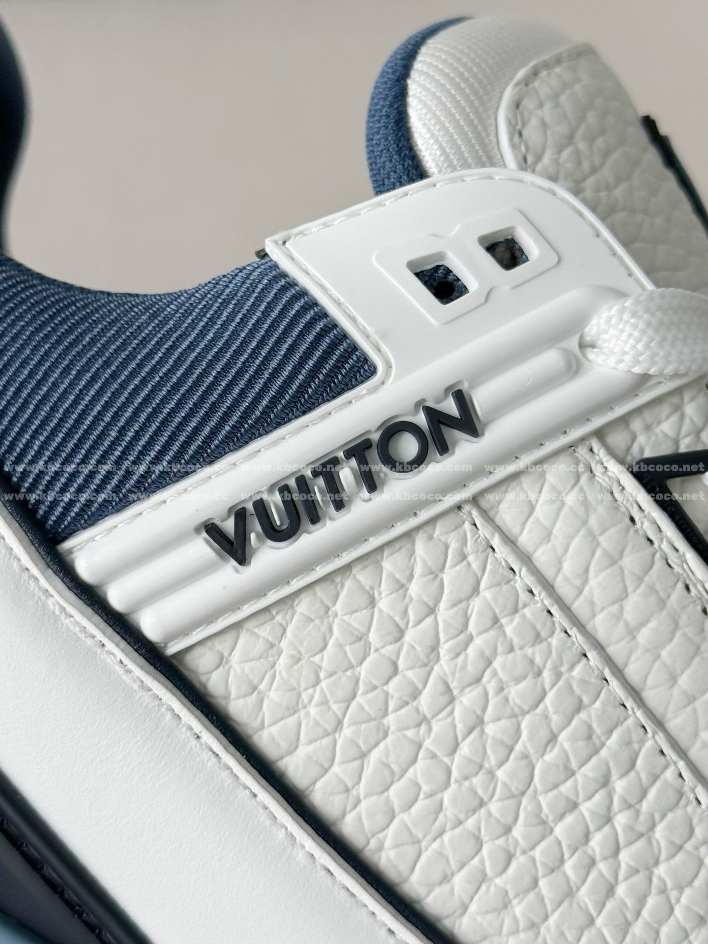 【#6108】LOUIS VUITTON TRAINER SNEAKERS