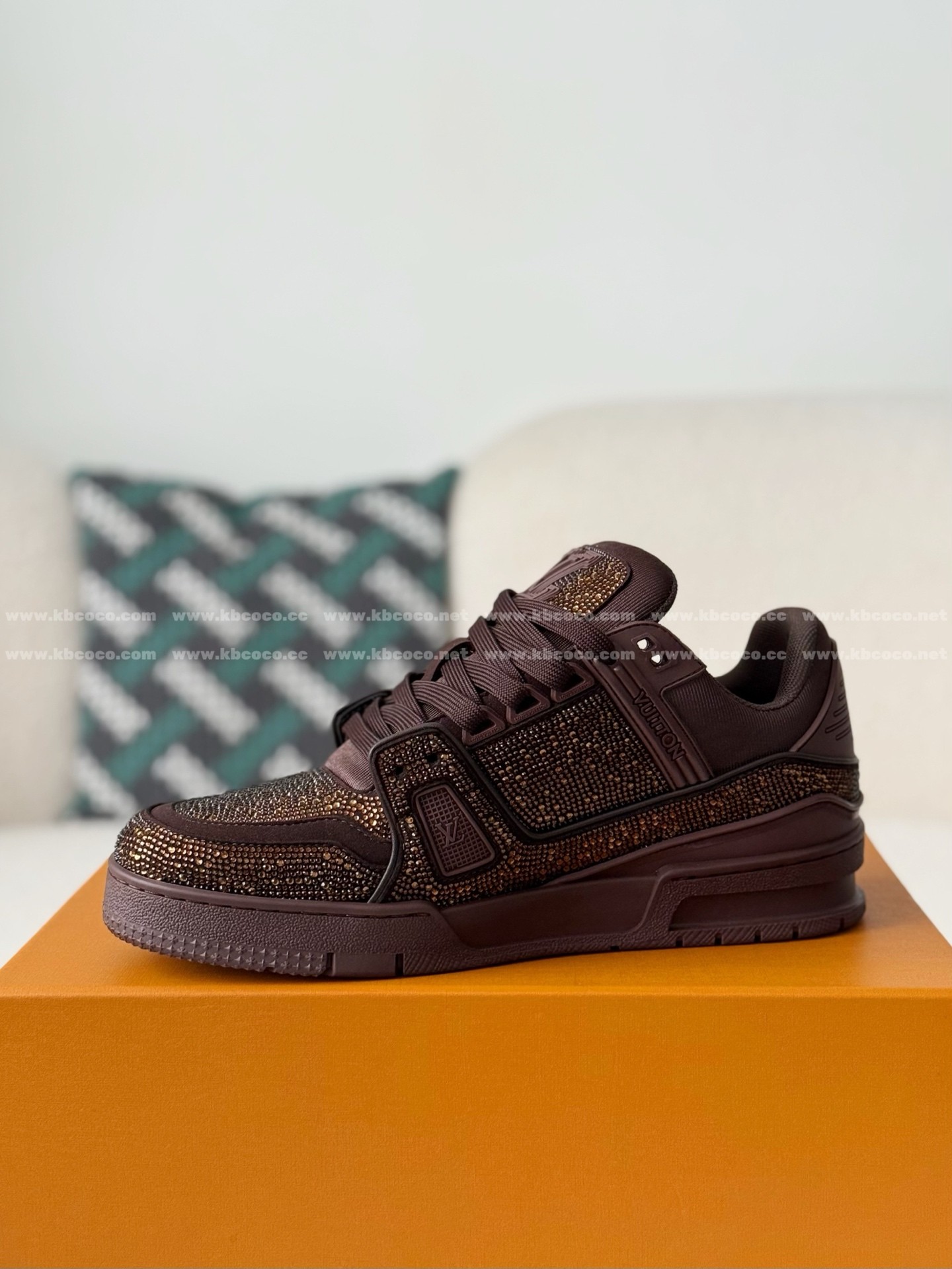 【#6208】 LOUIS VUITTON TRAINER SNEAKERS