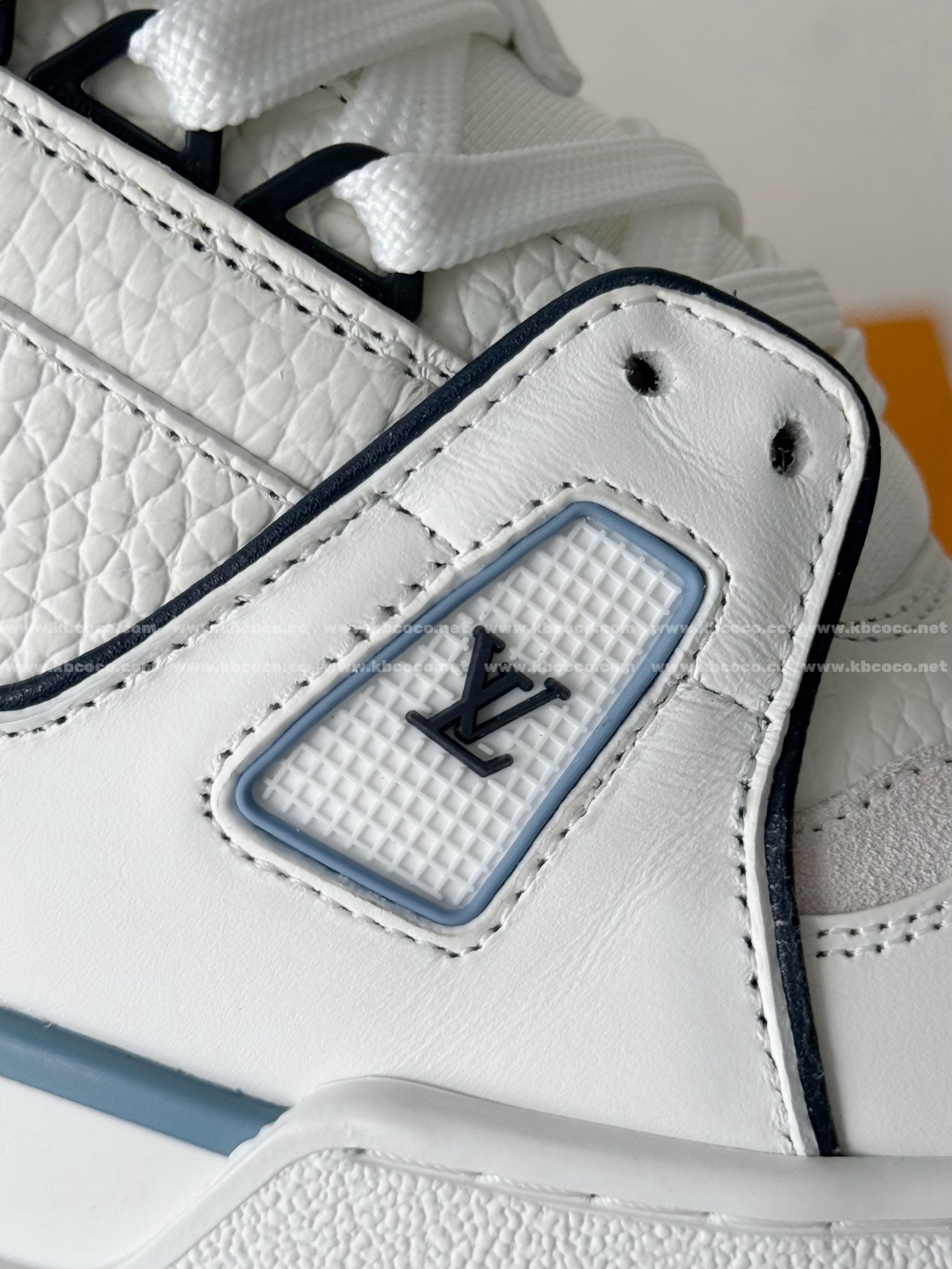 【#6108】LOUIS VUITTON TRAINER SNEAKERS