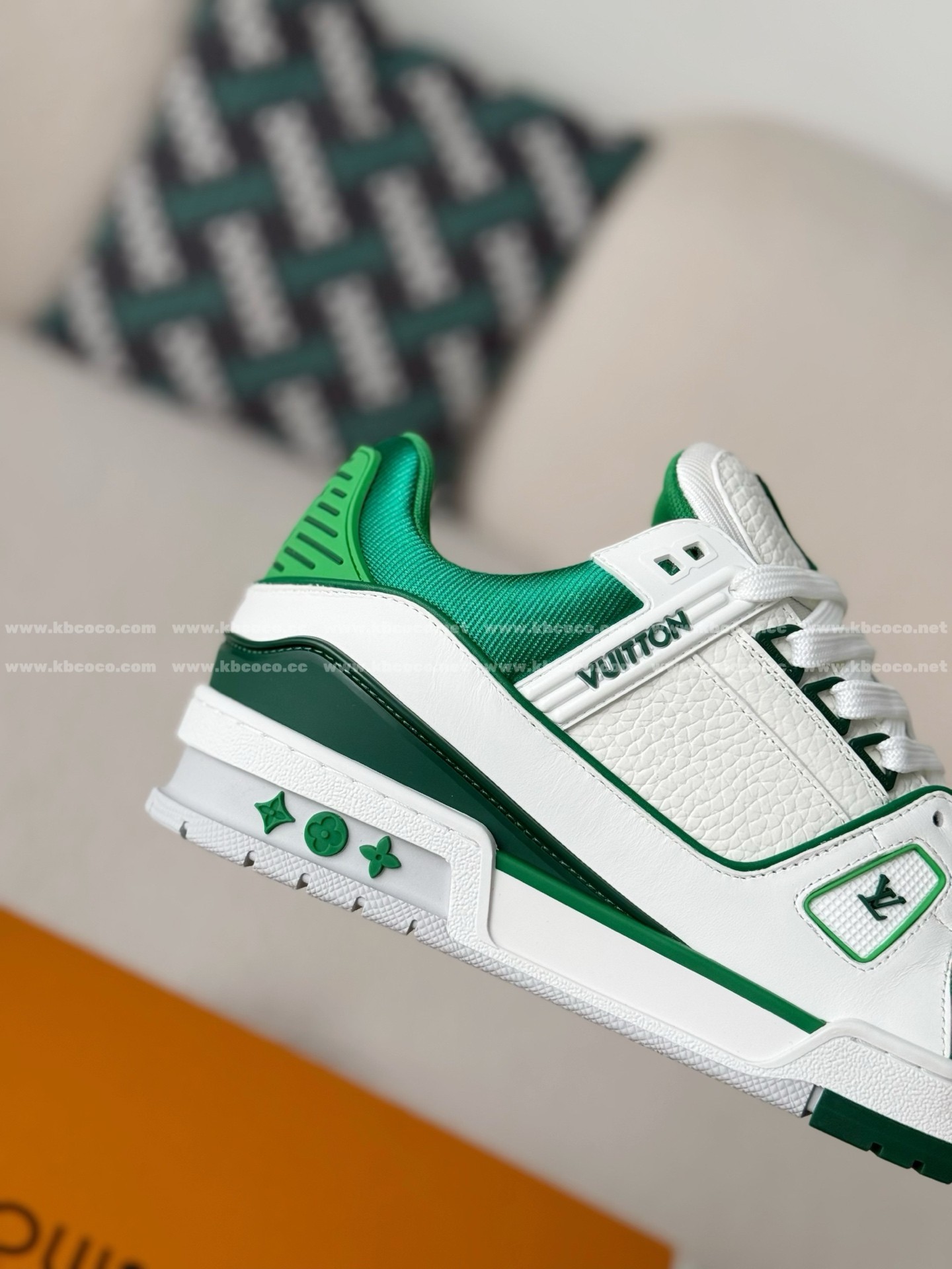 【#6109】LOUIS VUITTON TRAINER SNEAKERS