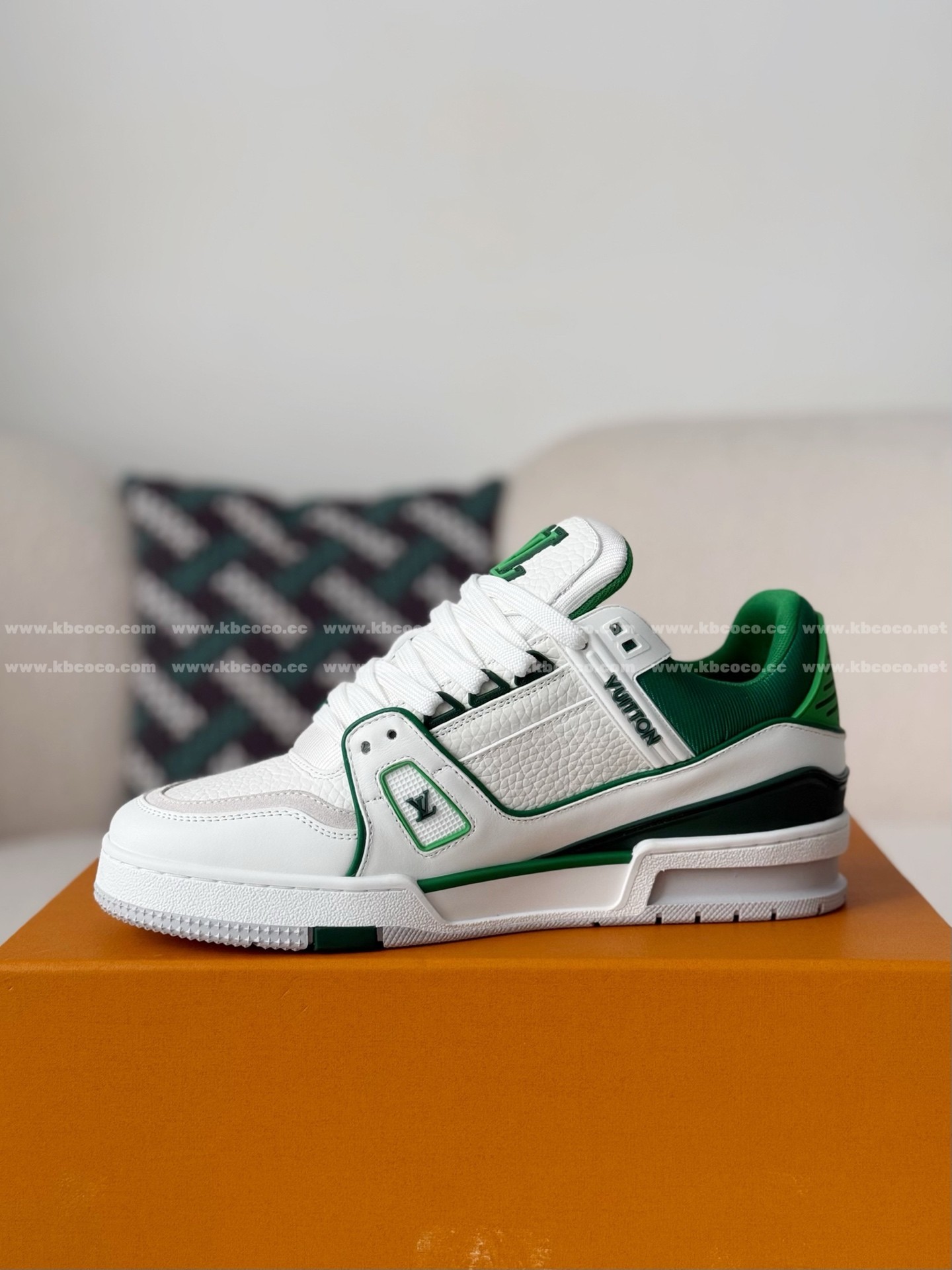 【#6109】LOUIS VUITTON TRAINER SNEAKERS