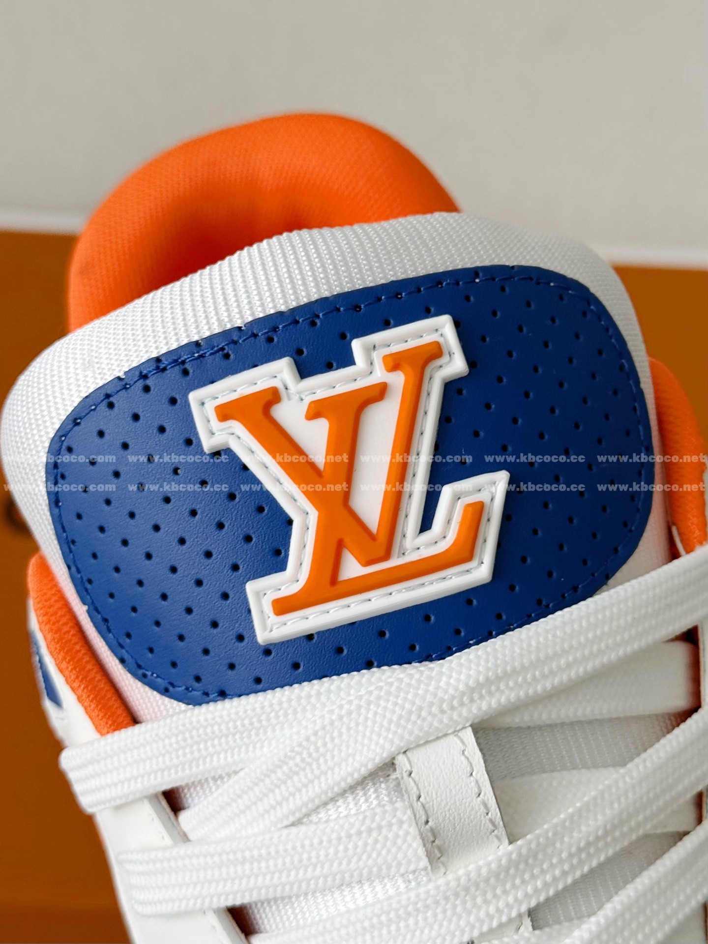 【#6231】LOUIS VUITTON TRAINER SNEAKERS