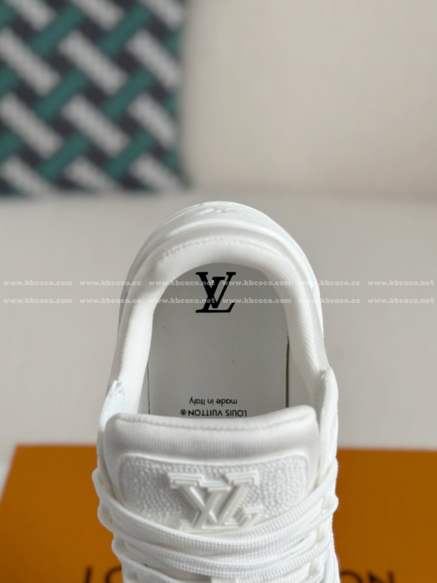 【#6021】 LOUIS VUITTON TRAINER SNEAKERS