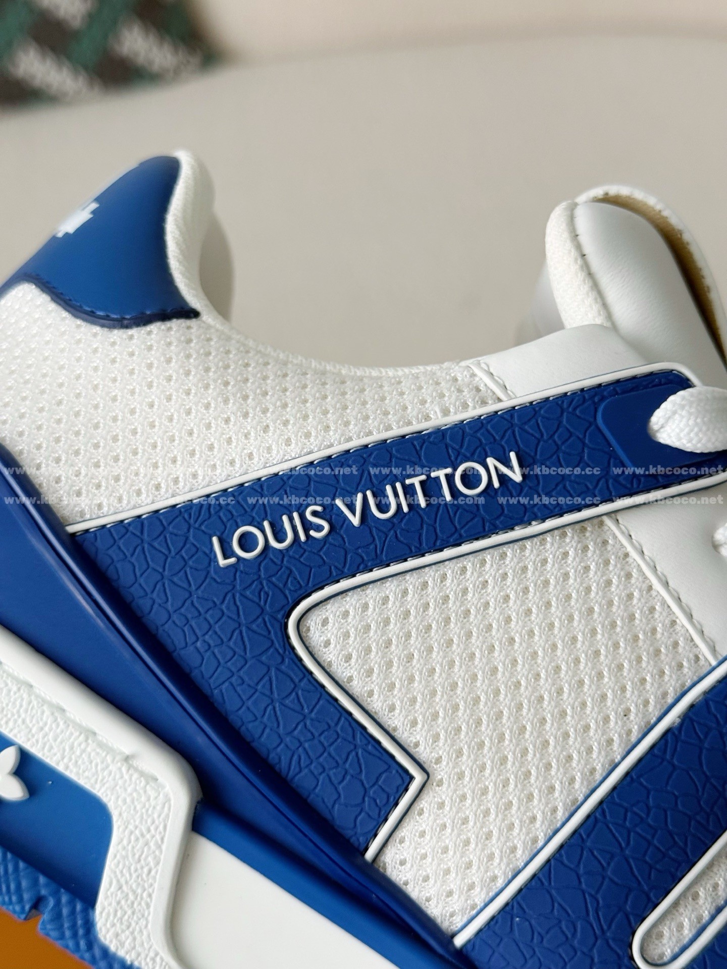 【#6210】 LOUIS VUITTON TRAINER SNEAKERS