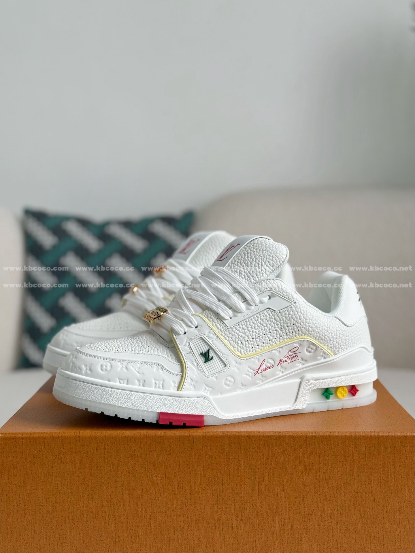【#6020】 LOUIS VUITTON TRAINER SNEAKERS