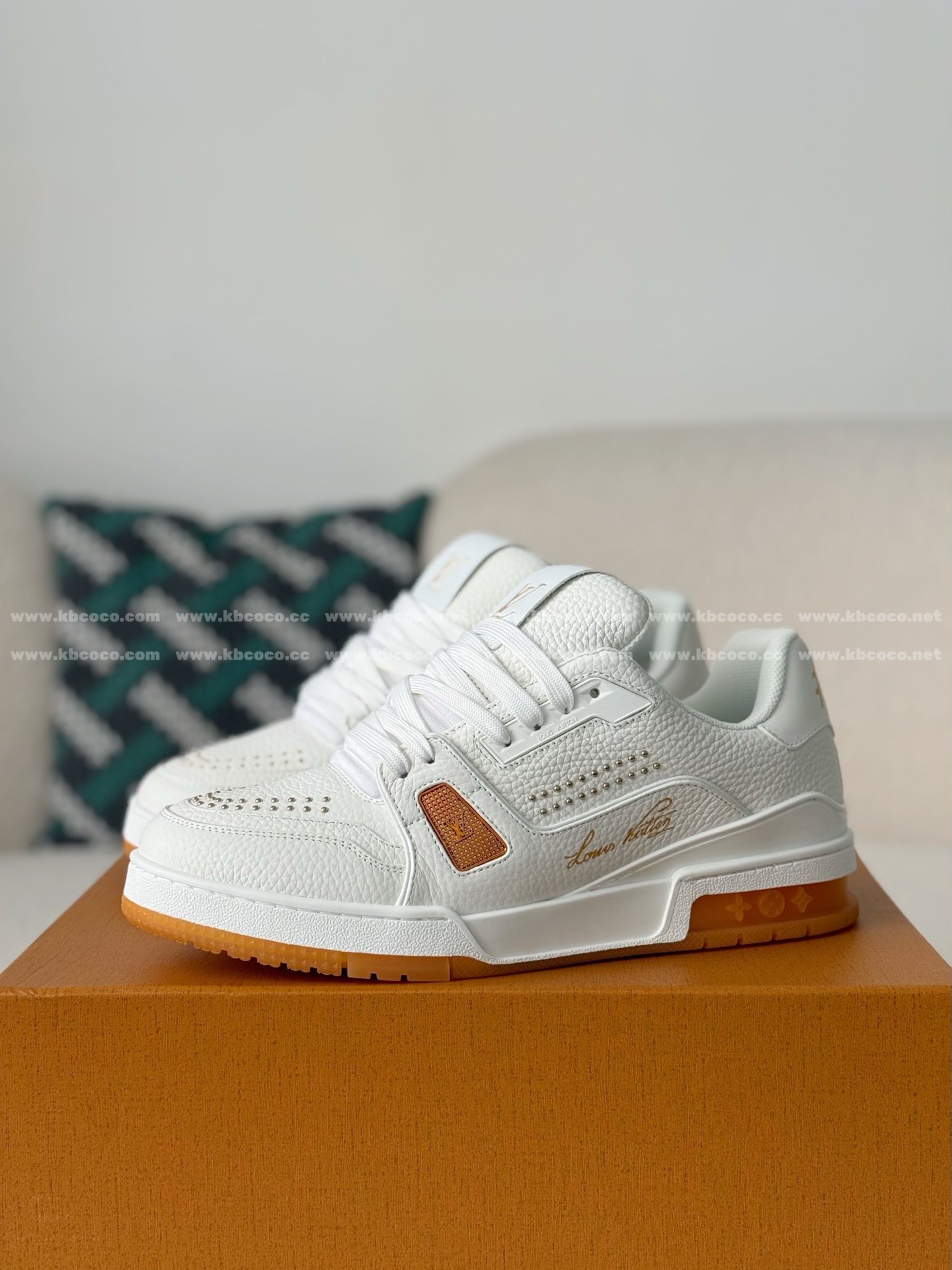 【#6163】LOUIS VUITTON TRAINER SNEAKERS