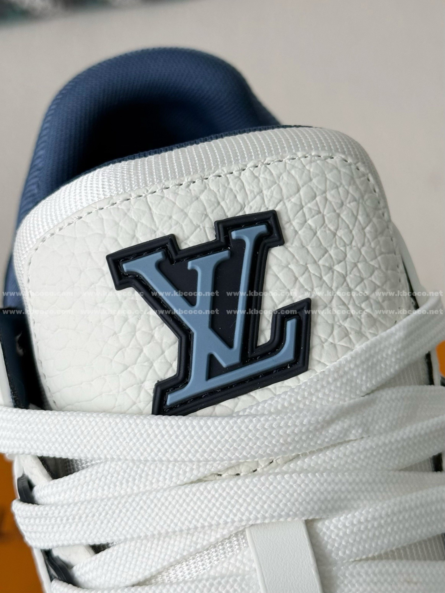 【#6108】LOUIS VUITTON TRAINER SNEAKERS