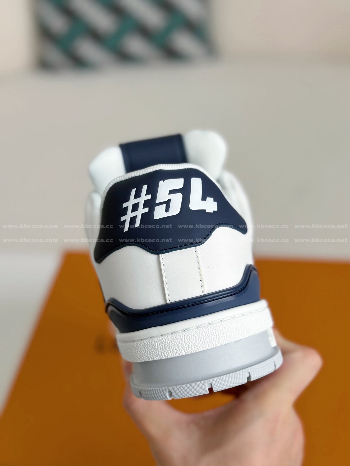 【#5974】LOUIS VUITTON TRAINER SNEAKERS