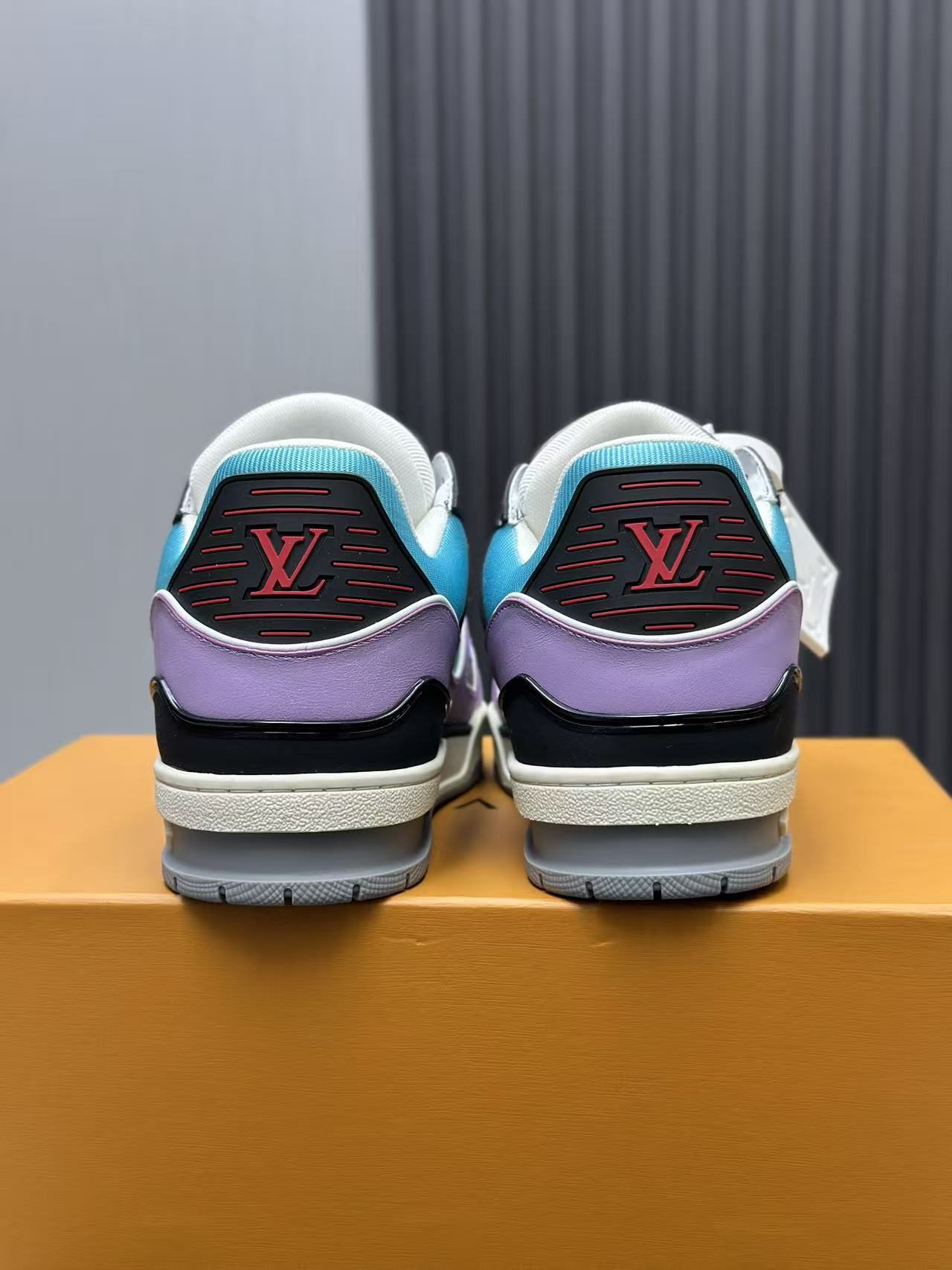 【#2815】 LOUIS VUITTON TRAINER Sneakers