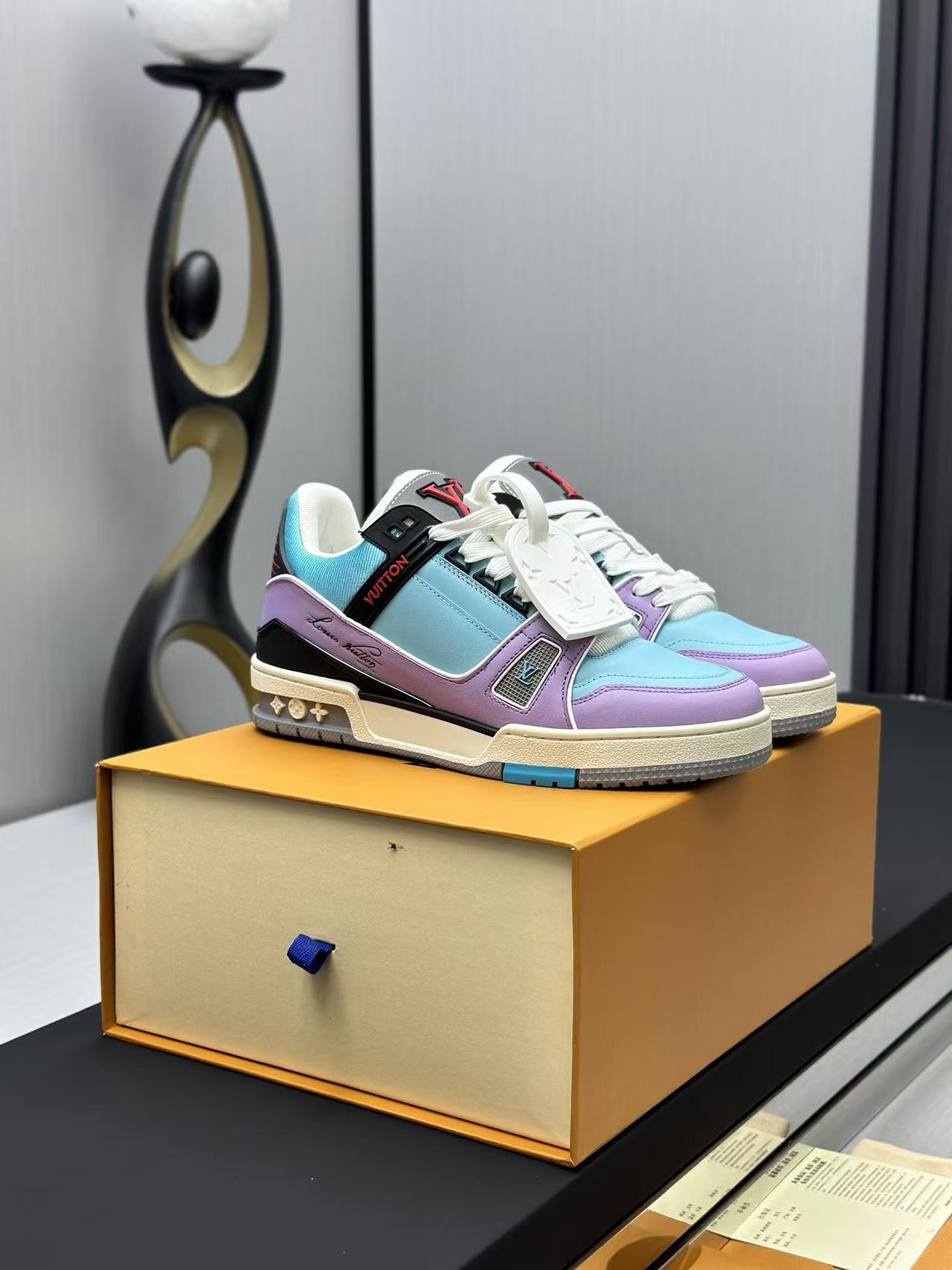 【#2815】 LOUIS VUITTON TRAINER Sneakers