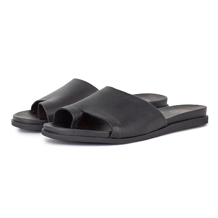 Nosethu : Ladies Leather Sandal in Black