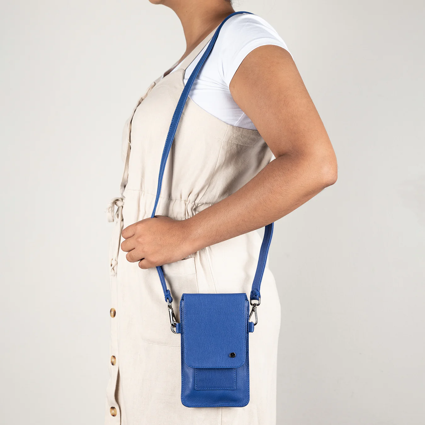Lupita : Ladies Leather Crossbody Purse in Turbine Cayak