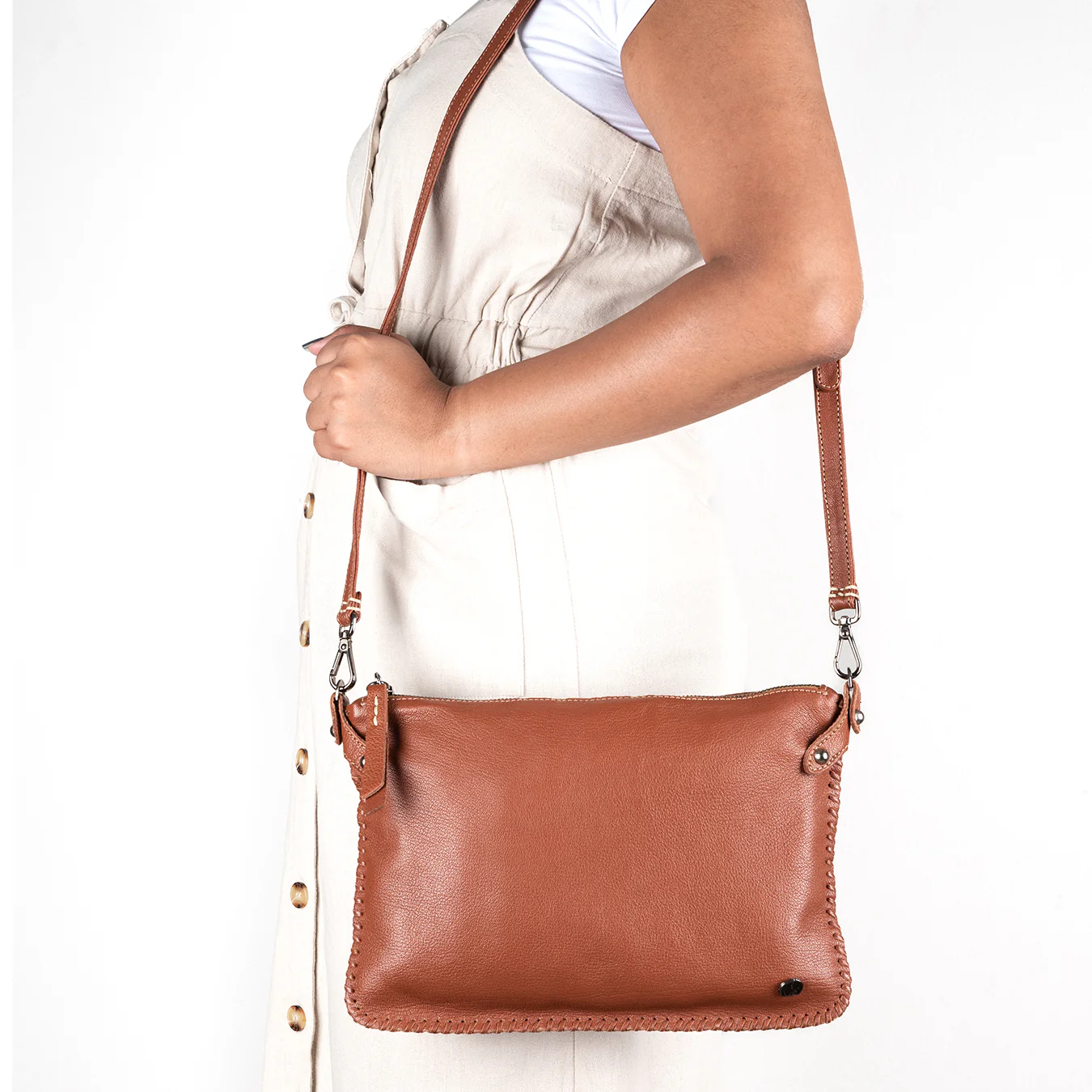 Rantu : Ladies Leather Crossbody Handbag in Suede