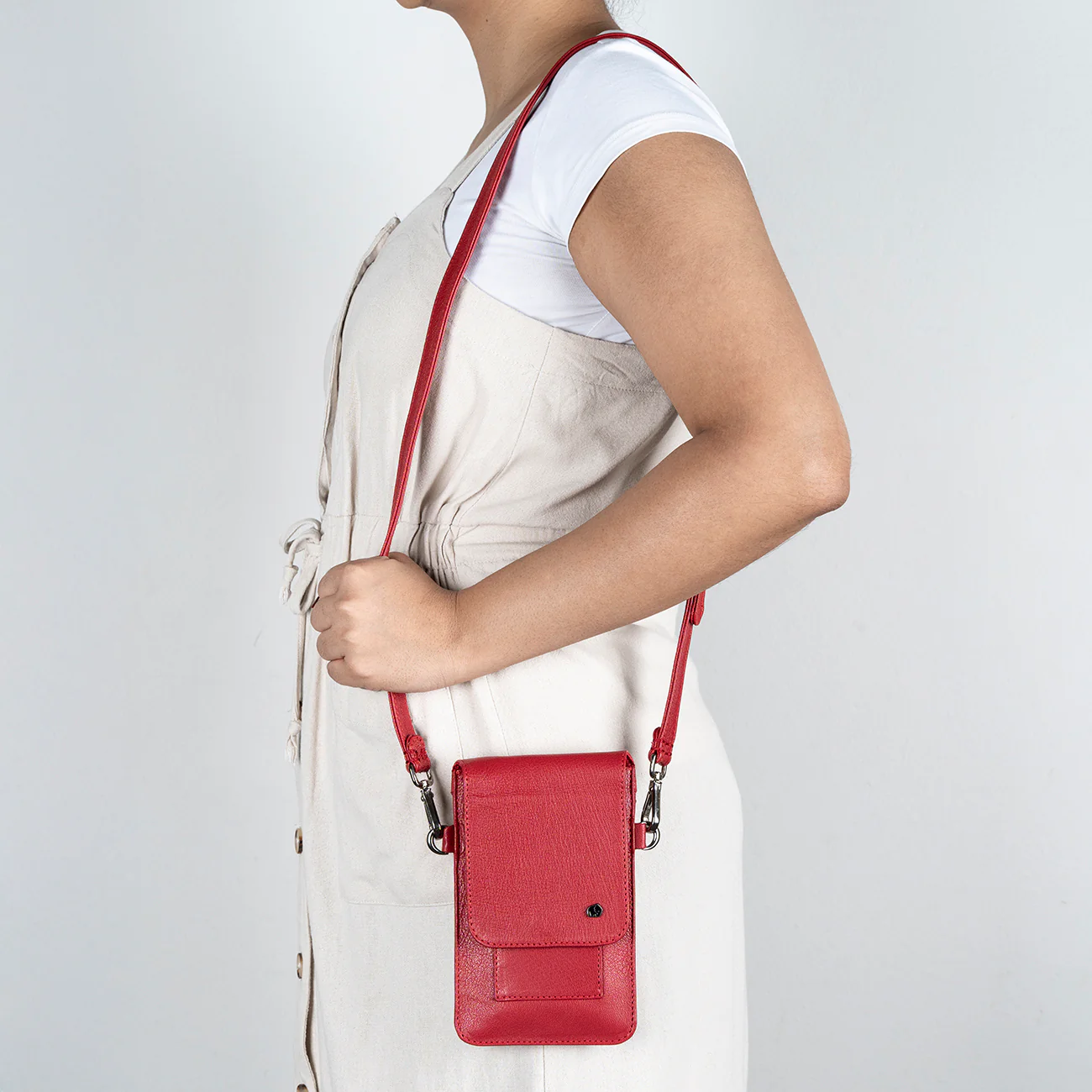 Lupita : Ladies Leather Crossbody Purse in Valentine Cayak