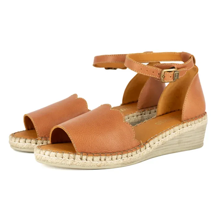 Pulika : Ladies Leather Wedge Espadrille in Oak