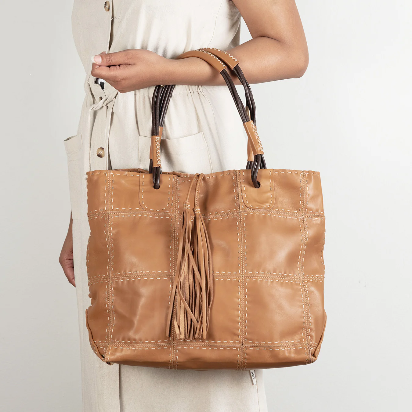 Jabulani : Ladies Leather Shopper Handbag in Hazel Relaxa