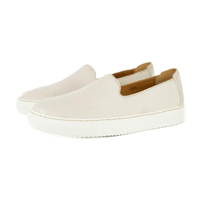 Samavaka : Ladies Leather Shoe in Cream