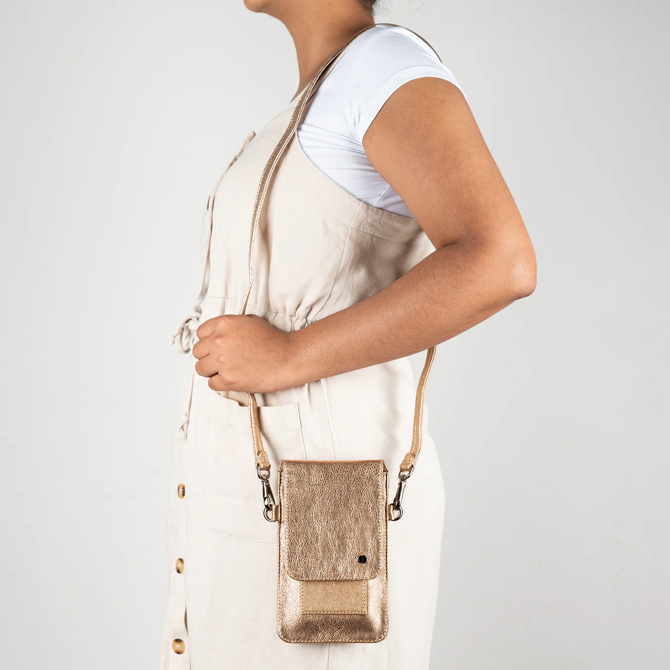 Lupita : Ladies Leather Crossbody Purse in Gold Metallic