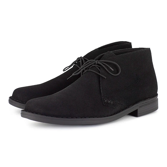 Ncenga : Mens Leather Desert Boot in Black