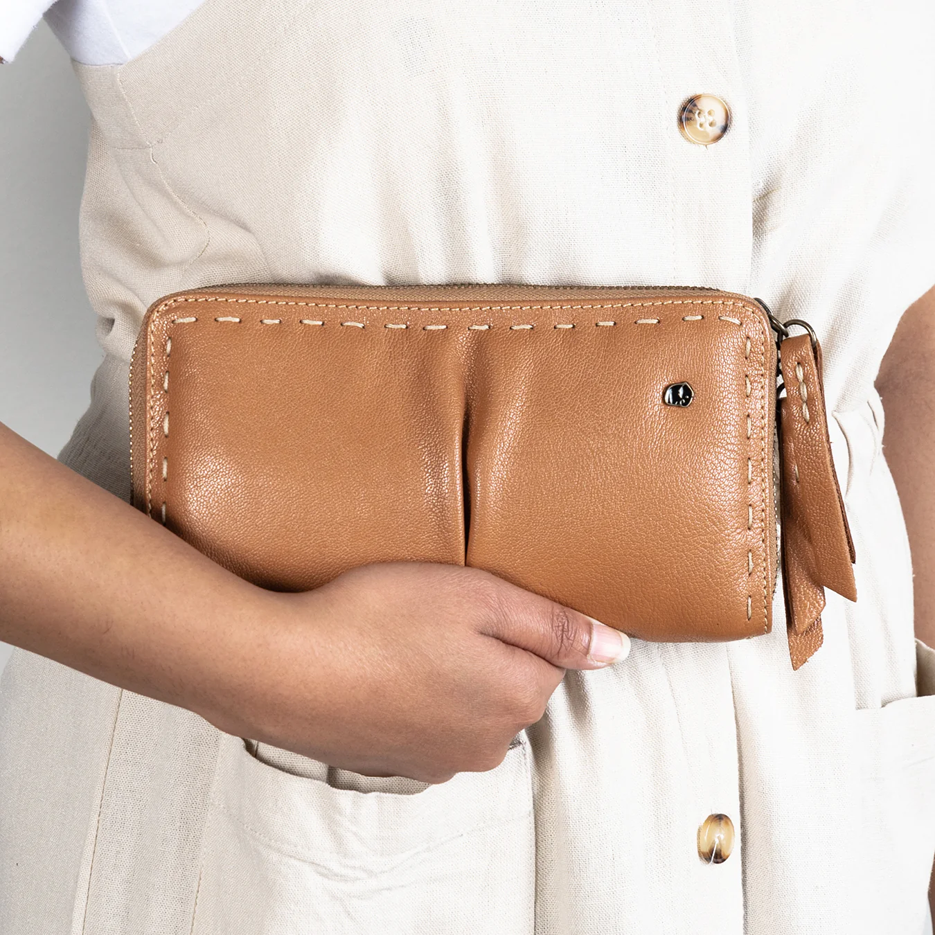 Olwethu : Ladies Leather Clutch Purse in Oak Cayak