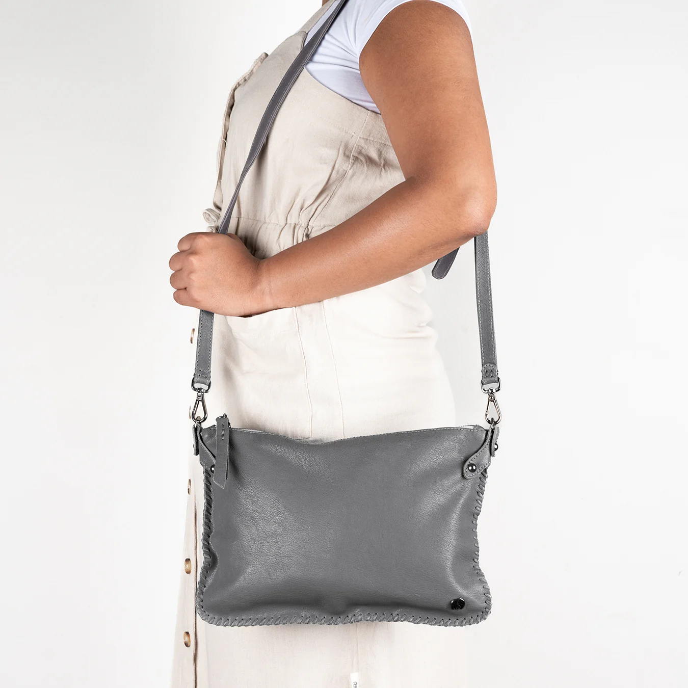 Rantu : Ladies Leather Crossbody Handbag in Ematite