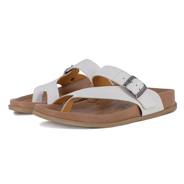 Nyamzane : Ladies Leather Sandal in White