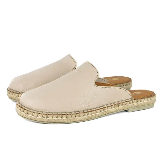 Ukubasa : Ladies Leather Slip-on Espadrille in Cream