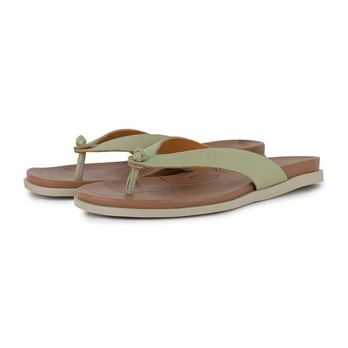 Chakane : Ladies Leather Sandal in Mint