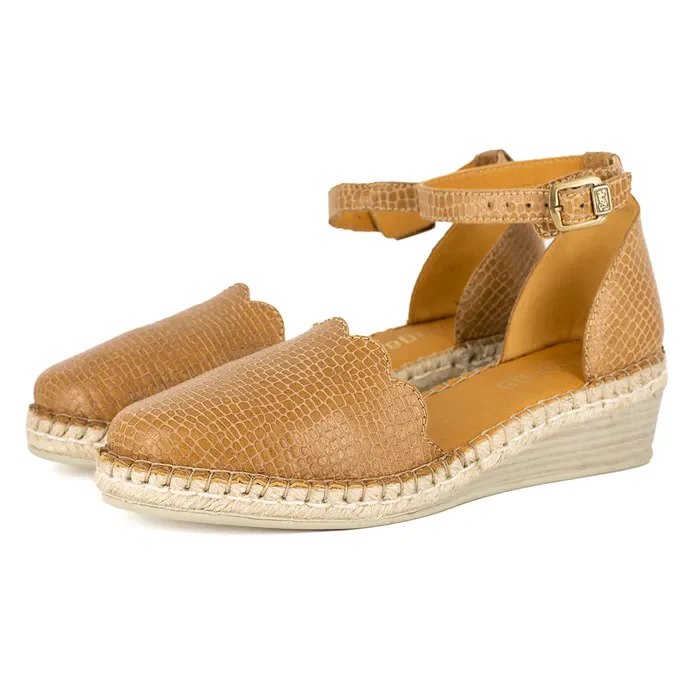 Inkantolo : Ladies Leather Wedge Espadrille in Walnut