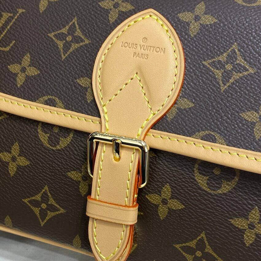 Louis Vuitton Monogram Canvas Diane Bag M45985