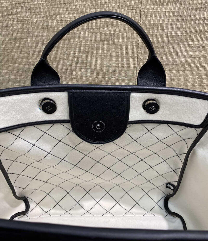 Chanel Wool Felt Deauville Shopping Bag A60598 Black/White