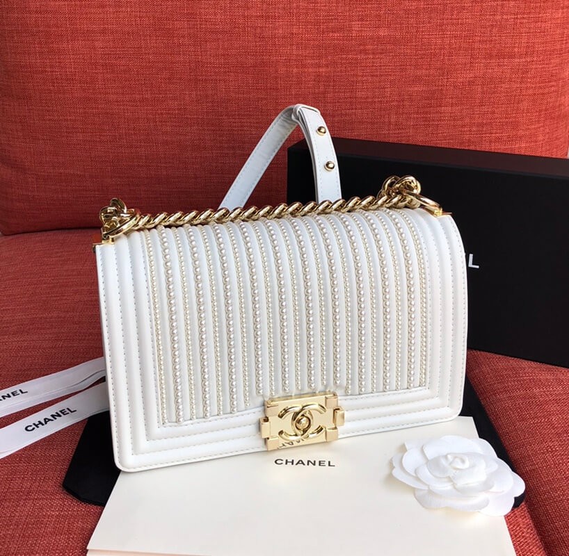 Chanel Imitation Pearls Boy Chanel Handbag A67086