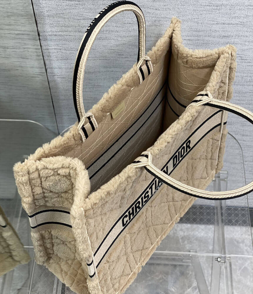 Christian Dior Large Book Tote Beige Cannage Shearling M1286